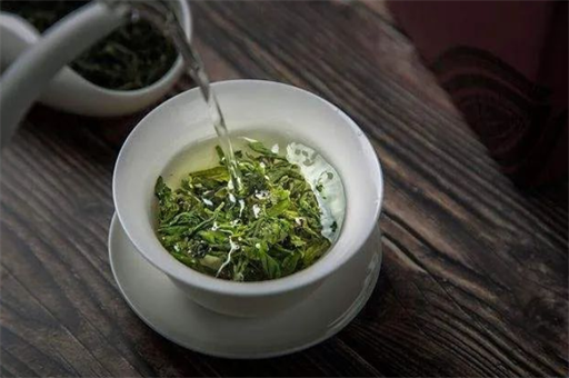 绿茶的好处与功效，以及不适合喝绿茶的人群盘点！ 第1张
