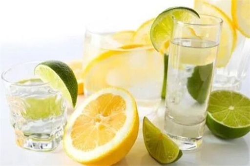 喝柠檬水的好处，以及柠檬水的正确泡法一文解惑！ 第1张